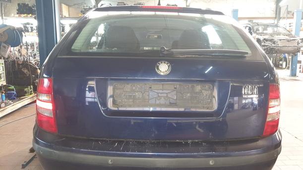 Foto: HECKKLAPPE / HECKDECKEL eines Skoda Fabia 1.4 16V Combi