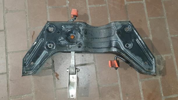Foto: VORDERACHSE / ACHSE VORN eines Skoda Fabia 1.4 16V Combi