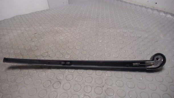 Foto: SCHEIBENWISCHERARM HINTEN ( KOMBI ) eines Skoda Fabia 1.4 16V Combi