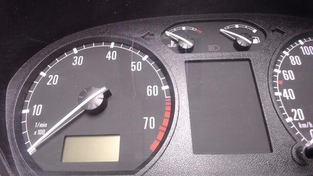 Foto: TACHOEINHEIT eines Skoda Fabia 1.4 16V Combi
