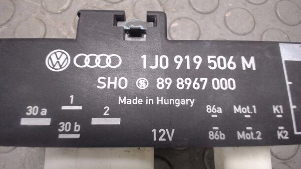 Foto: STEUERGERÄT ELEKTROLÜFTER eines Skoda Fabia 1.4 16V Combi
