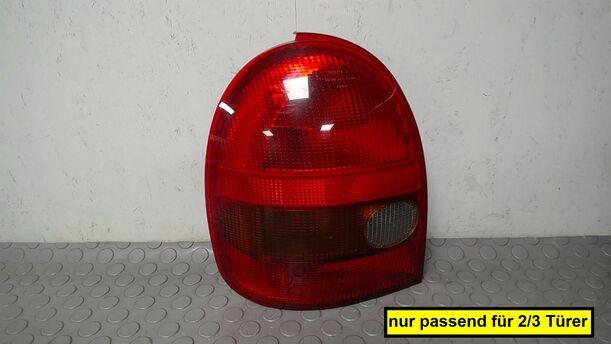 Foto: HECKLEUCHTE/ RÜCKLEUCHTE LINKS ( 2/3 TÜRER ) eines Opel Corsa