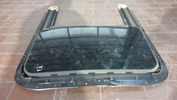 Foto: SCHIEBEDACH/ GLASDACH eines VW Golf 1.6 GLXi