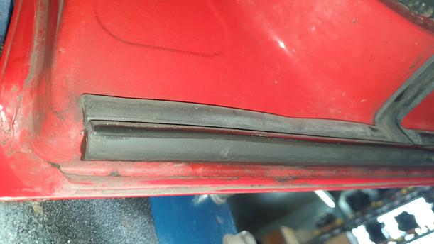 Foto: TÜR VORN LINKS ( 4/5 TÜRER ) eines VW Golf 1.6 GLXi