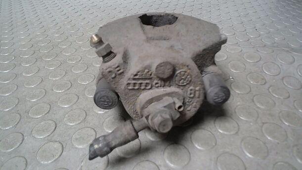 Foto: BREMSSATTEL VORN LINKS ( ATE / FS III ) eines VW Golf 1.6 GLXi
