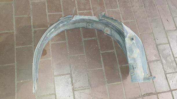 Foto: RADHAUSSCHALE / INNENKOTFLÜGEL LINKS eines Opel Corsa 1.2 16V GLXi