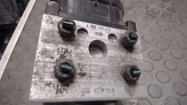 Foto: HAUPTBREMSAGGREGAT ABS eines Opel Corsa 1.2 16V GLXi