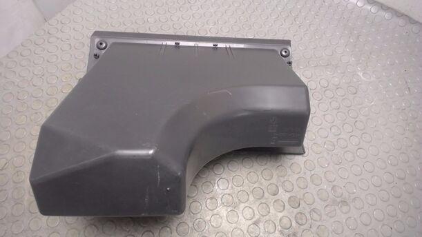 Foto: HANDSCHUFACH eines Opel Corsa 1.2 16V GLXi