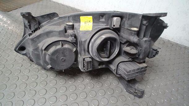 Foto: SCHEINWERFER RECHTS eines Opel Corsa 1.2 16V Attraction