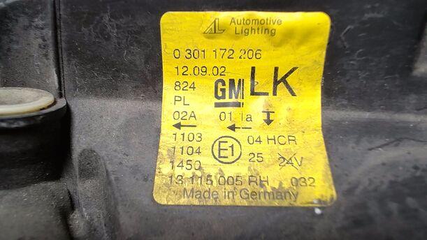 Foto: SCHEINWERFER RECHTS eines Opel Corsa 1.2 16V Attraction