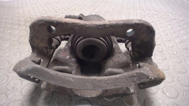 Foto: BREMSSATTELVORN LINKS eines Opel Corsa 1.2 16V Attraction