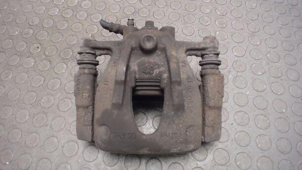 Foto: BREMSSATTEL VORNE RECHTS eines Opel Corsa 1.2 16V Attraction