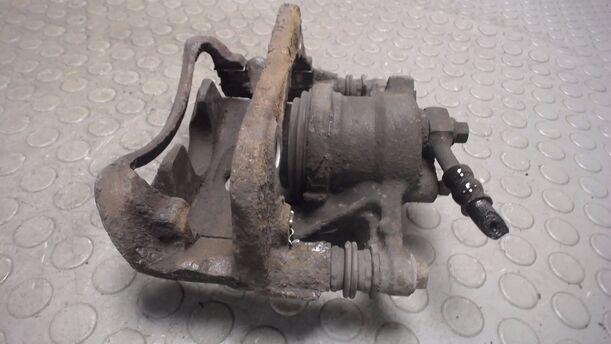 Foto: BREMSSATTEL VORNE RECHTS eines Opel Corsa 1.2 16V Attraction