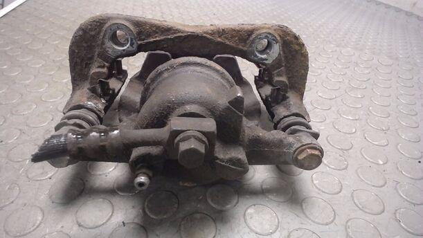 Foto: BREMSSATTEL VORNE RECHTS eines Opel Corsa 1.2 16V Attraction