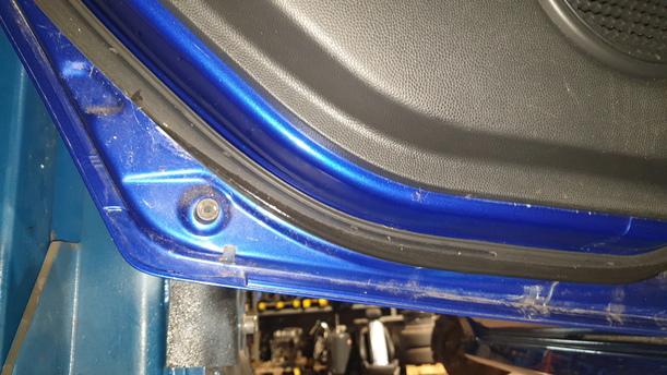 Foto: TÜR HINTEN LINKS eines Mazda 2 1.5 Attraction