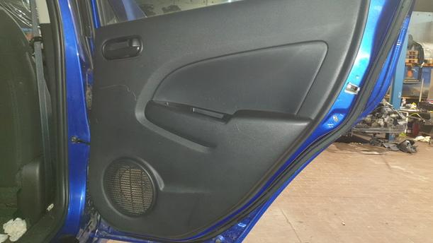 Foto: TÜR HINTEN RECHTS eines Mazda 2 1.5 Attraction