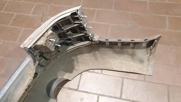 Foto: STOSSFÄNGER / STOßSTANGE HINTEN eines Audi A4 Avant 2.0 Attraction