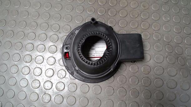 Foto: TANKKLAPPE/ TANKDECKEL eines VW Golf 1.6 Attraction