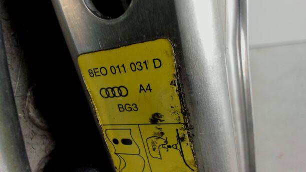 Foto: WAGENHEBER eines Audi A4 Avant 2.0