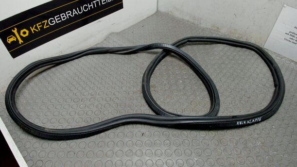 Foto: HECKKLAPPENDICHTUNG ( AVANT ) eines Audi A4 Avant 2.0