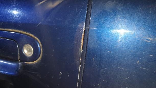 Foto: TÜR VORN LINKS ( 2/3 TÜRER ) eines Toyota Yaris 1.0