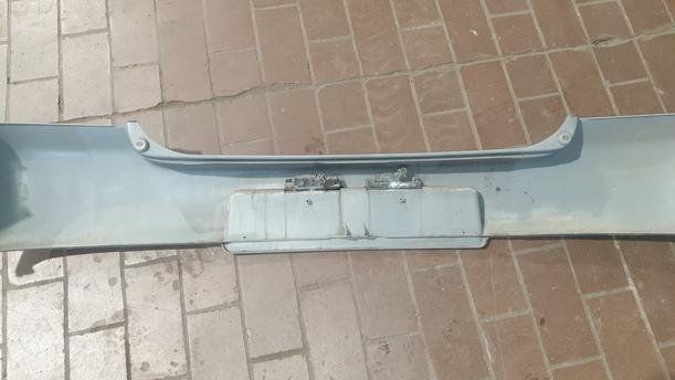 Foto: STOSSFÄNGER/ STOßSTANGE OBERTEIL HINTEN eines Toyota Yaris 1.0