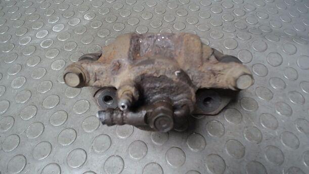 Foto: BREMSSATTEL VORN LINKS eines Toyota Yaris 1.0 Style