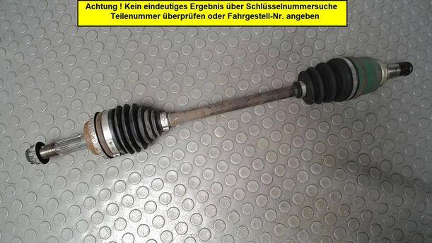 Foto: ANTRIEBSWELLE LINKS ( ABS ) eines Toyota Yaris 1.0 Style