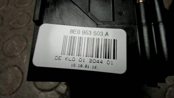 Foto: SCHEIBENWISCHERSCHALTER eines Audi A4 Avant 2.0 Style
