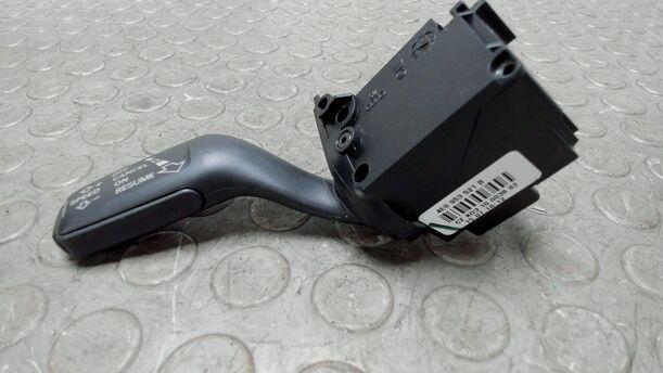 Foto: SCHALTER TEMPOMAT eines Audi A4 Avant 2.0 Style