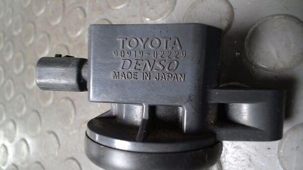 Foto: ZÜNDSPULE eines Toyota Yaris 1.0 Style