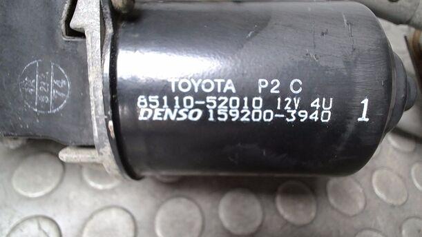 Foto: SCHEIBENWISCHERMOTOR VORN eines Toyota Yaris 1.0 Style