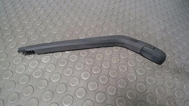 Foto: SCHEIBENWISCHERARM HINTEN eines Toyota Yaris 1.0 Style