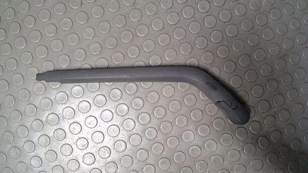 Foto: SCHEIBENWISCHERARM HINTEN eines Toyota Yaris 1.0 Style