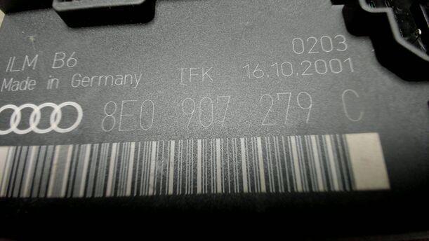 Foto: BORDNETZSTEUERGERÄT eines Audi A4 Avant 2.0 Style