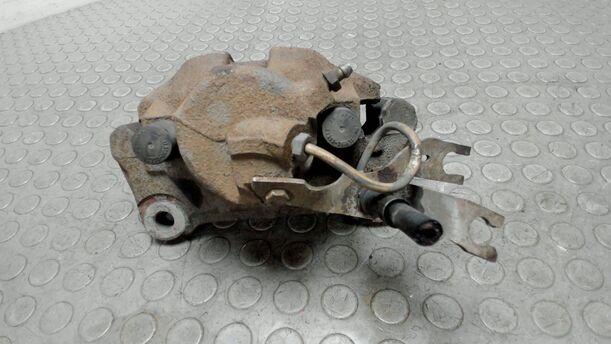 Foto: BREMSSATTEL VORNE LINKS eines Audi A4 Avant 2.0 Style