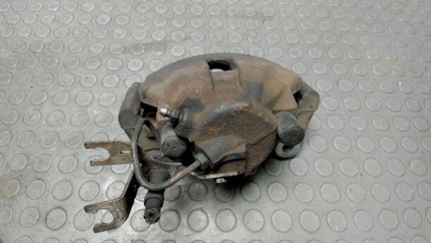 Foto: BREMSSATTEL VORNE RECHTS eines Audi A4 Avant 2.0 Style