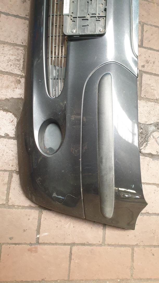 Foto: STOSSFÄNGER / STOSSSTANGE VORN eines Mercedes-Benz A 160 Style