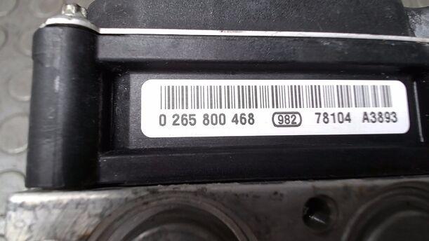 Foto: HAUPTBREMSAGGREGAT ABS eines VW Fox 1.2 Style