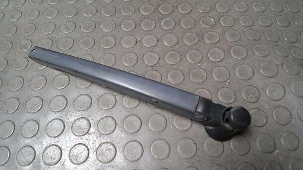 Foto: SCHEIBENWISCHERARM HINTEN eines VW Fox 1.2