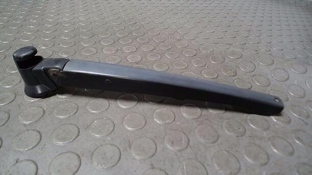 Foto: SCHEIBENWISCHERARM HINTEN eines VW Fox 1.2