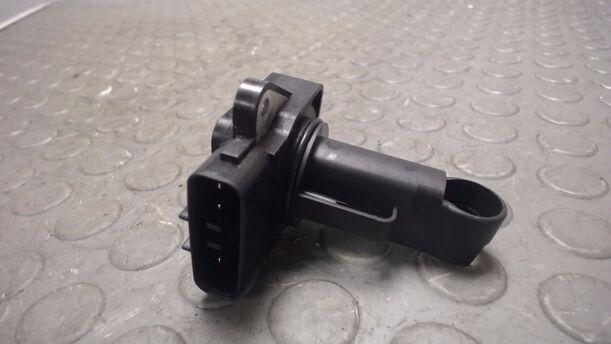 Foto: LUFTMASSENMESSER eines Mazda 2 1.5