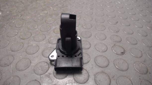 Foto: LUFTMASSENMESSER eines Mazda 2 1.5