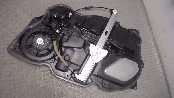 Foto: FENSTERHEBER ELEKTRISCH VORNE LINKS eines Mazda 2 1.5