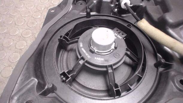 Foto: FENSTERHEBER ELEKTRISCH VORNE LINKS eines Mazda 2 1.5