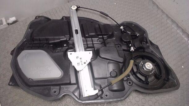 Foto: FENSTERHEBER ELEKTRISCH VORNE RECHTS eines Mazda 2 1.5