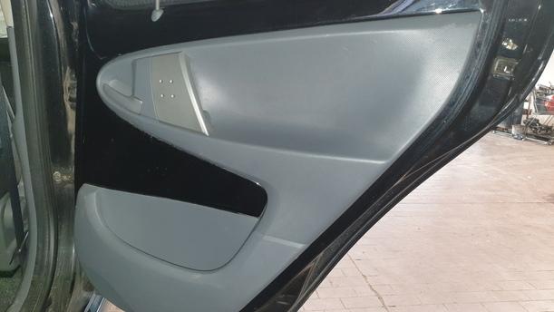 Foto: TÜR HINTEN RECHTS eines Toyota Aygo
