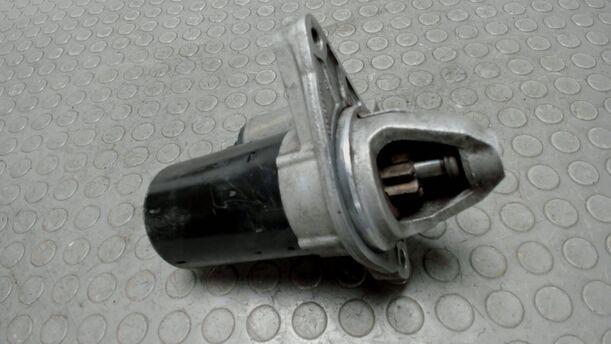 Foto: ANLASSER / STARTER ( BOSCH ) eines Toyota Aygo