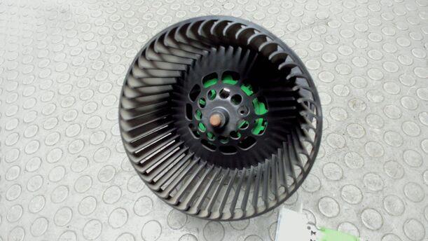 Foto: HEIZUNGSGEBLÄSE eines Toyota Aygo