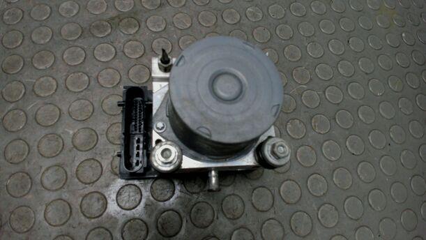 Foto: HAUPTBREMSAGGREGAT ABS eines Toyota Aygo
